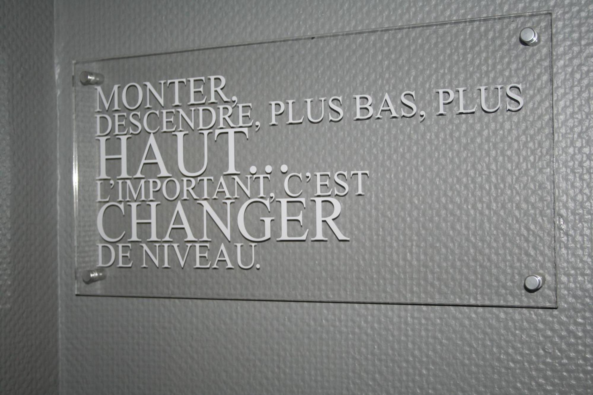 Kyriad Hotel Dijon Gare Екстер'єр фото