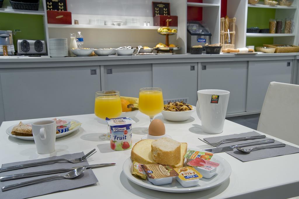 Kyriad Hotel Dijon Gare Екстер'єр фото